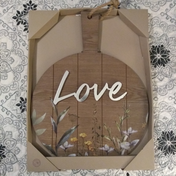 NWT Lg round beautiful primitive wall decor - Picture 1 of 1